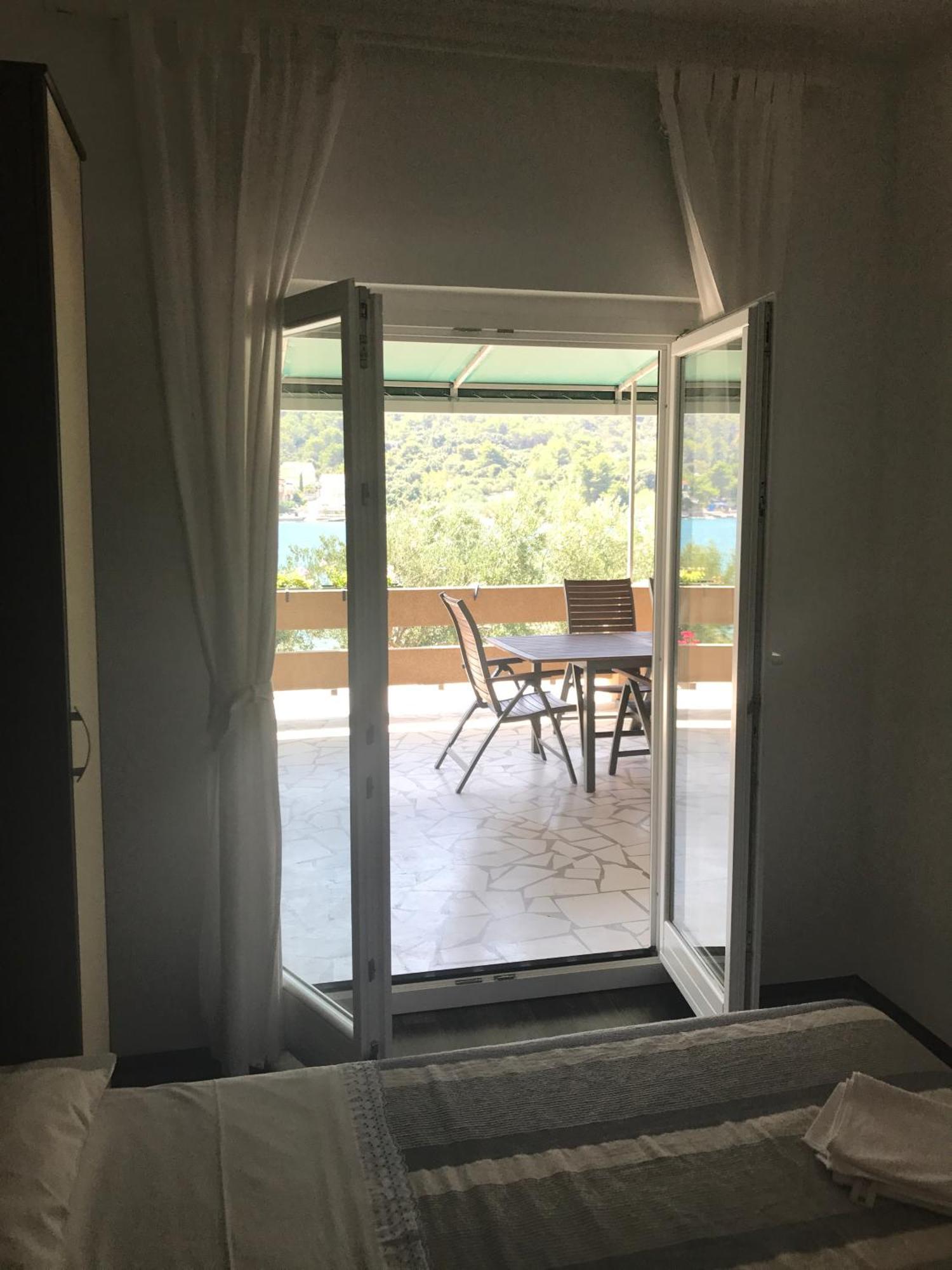 Apartments Vala Grebastica Bilik gambar