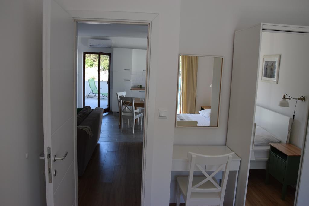 Apartments Vala Grebastica Luaran gambar